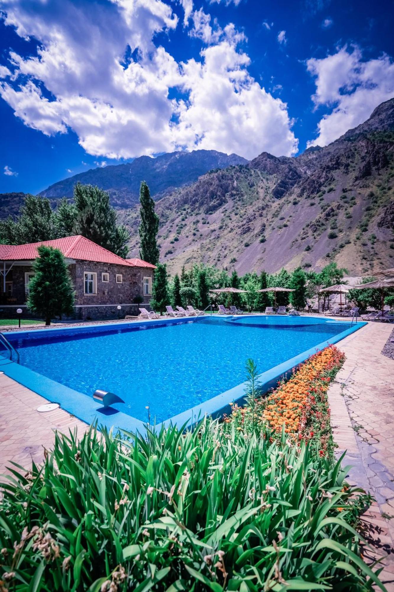 Chatcal Mountains Resort Burchmulla Dış mekan fotoğraf